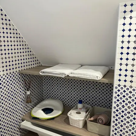 Trentapassidairolli Apartment Genoa